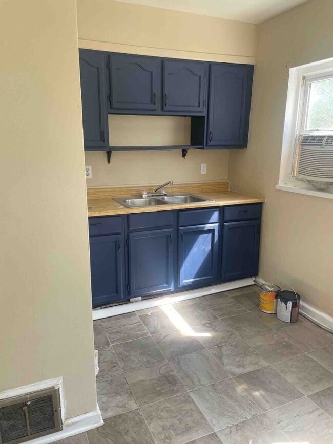 Photo - Morris Dr Unit 390 - Up