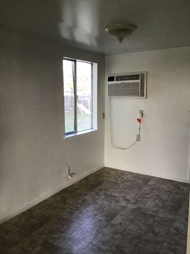 Photo - 3 Bedroom Home