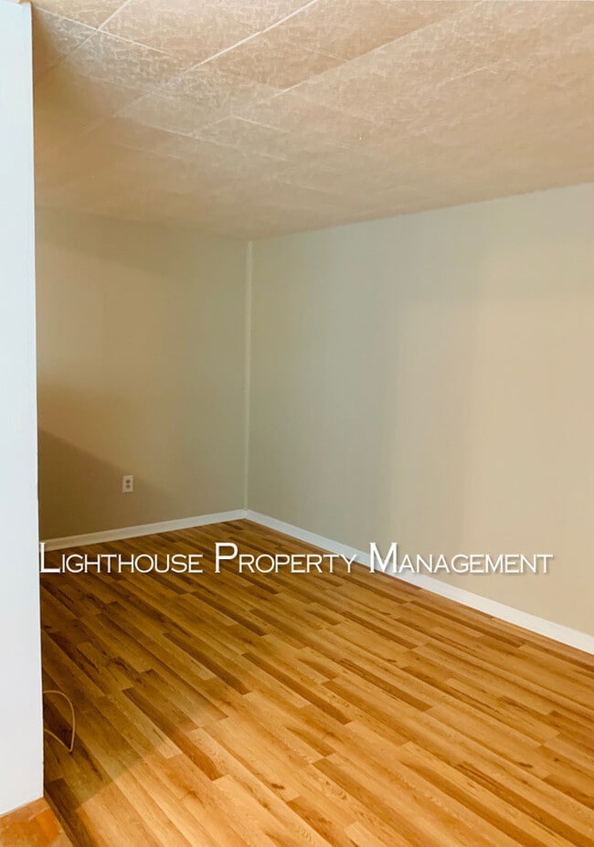 Photo - Beautifully Remodeled 3-Bedroom Home in Desirable Arlington!