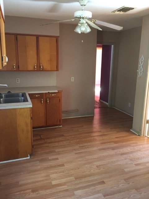 Photo - 2782 Marquette St