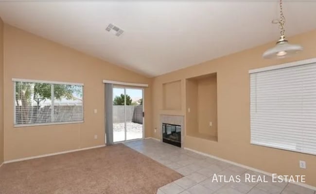 Photo - 5508 Cloudy Glen St