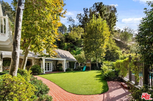 Photo - 10521 Rocca Pl