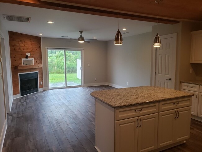 Photo - Lovely 2 bedroom 2 bath unfurnished home located in the Pine Ridge Community - Holly Ridge