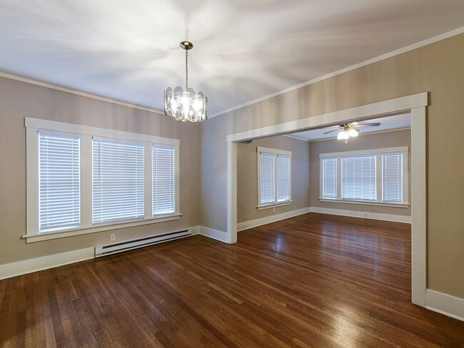 Building Photo - Beautifully Remodeled 2 Bedroom Craftsman Home near Downtown Auburn