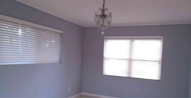 Photo - 989 Sunset Blvd