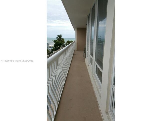 Photo - 4020 Galt Ocean Dr Unidad 203