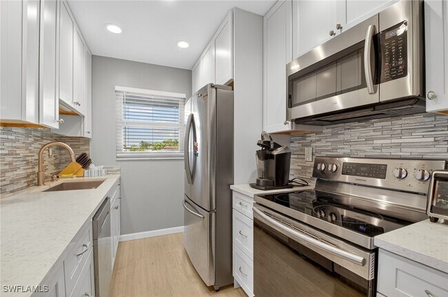 Photo - 572 High Point Dr Unit D