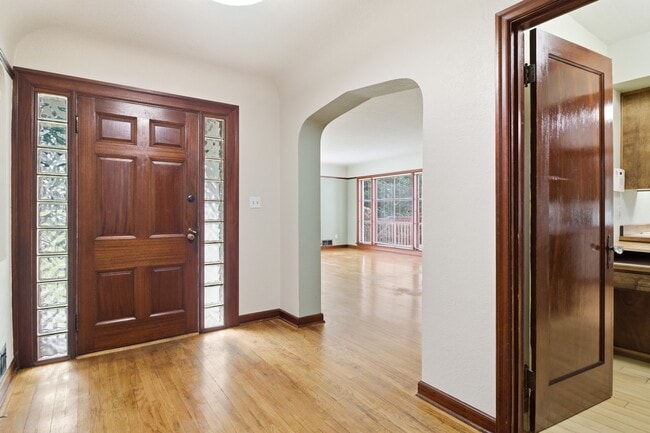 Photo - 8131 Veterans Dr SW