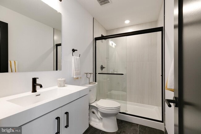 Photo - 3045 Richmond St Unidad 501