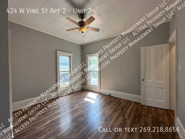 Photo - 424 W Vine St