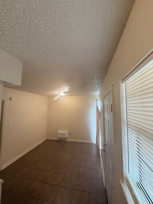 Photo - 211 Rue Royale Unit D