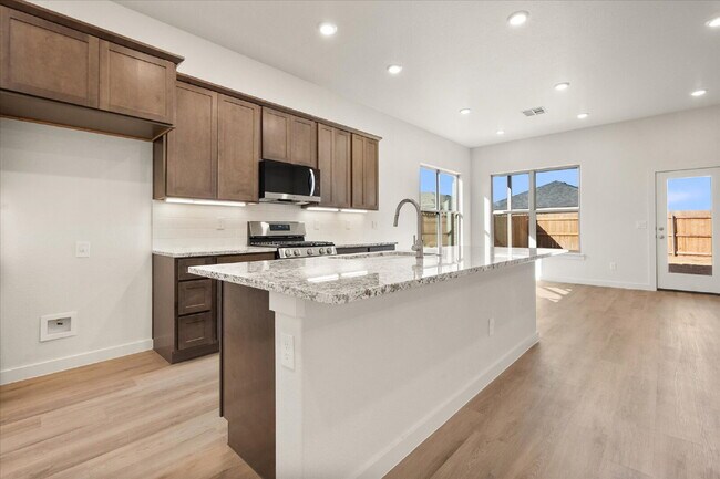 Beautiful New Build Home in Cypress Ranch!