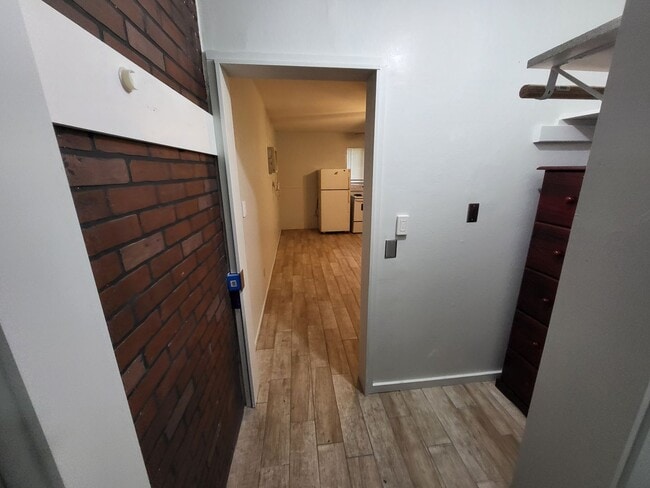 Photo - Garage Apartment