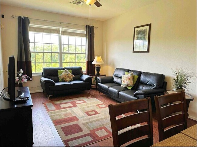 Photo - 2310 Silver Palm Dr Unit 302