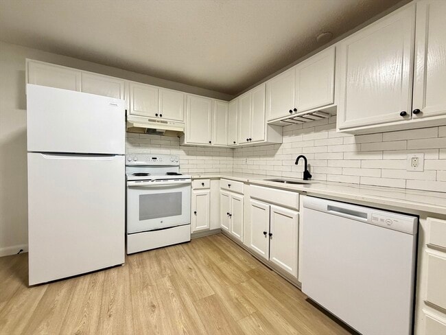 Photo - 18 Pierce St Unit 3B