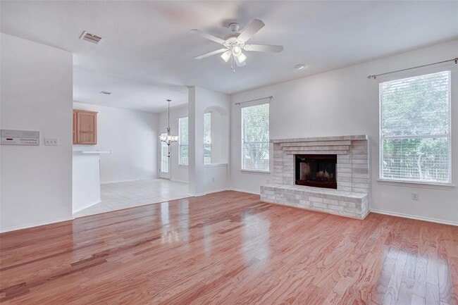 Photo - 1001 Clear Lake Ln