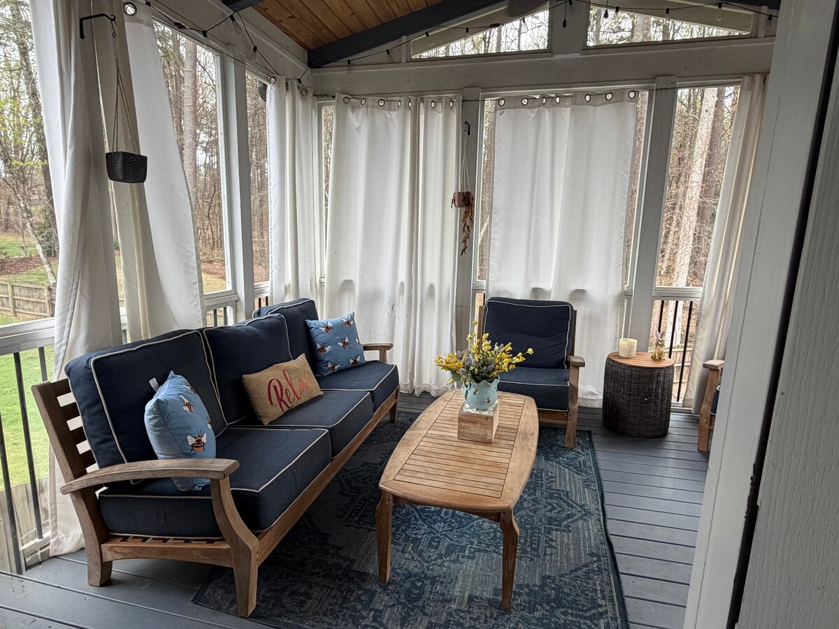 Photo - 2104 Southerby Rd