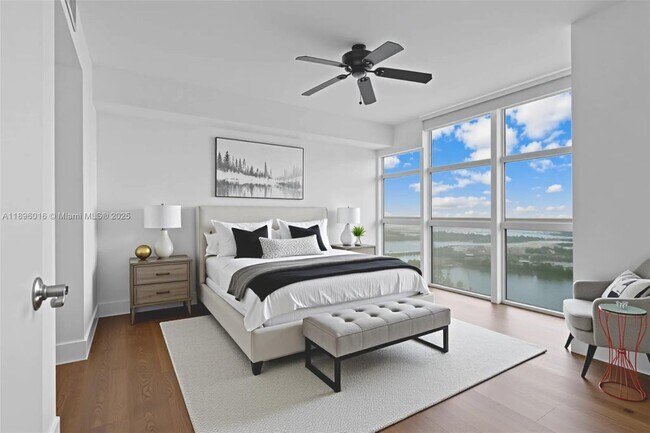 Photo - 50 Biscayne Blvd Unidad 4008