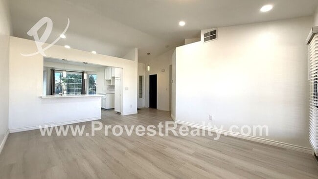 Photo - 6743 Banyan Ave