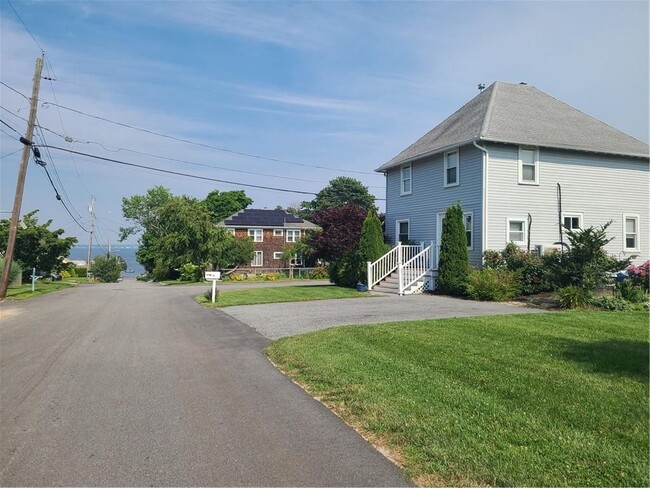 Photo - 98 Alden Ave