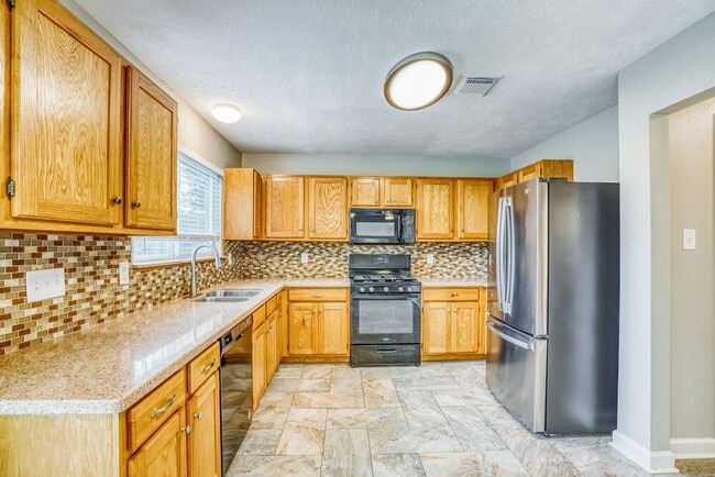 Photo - 2014 Harbour Cove Dr