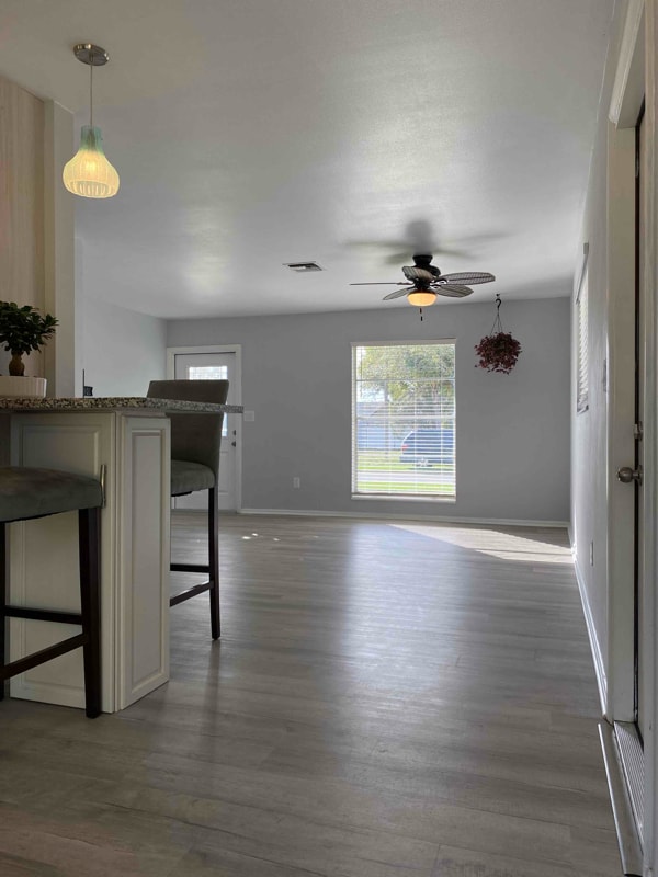 Photo - 793 Bianca Dr NE