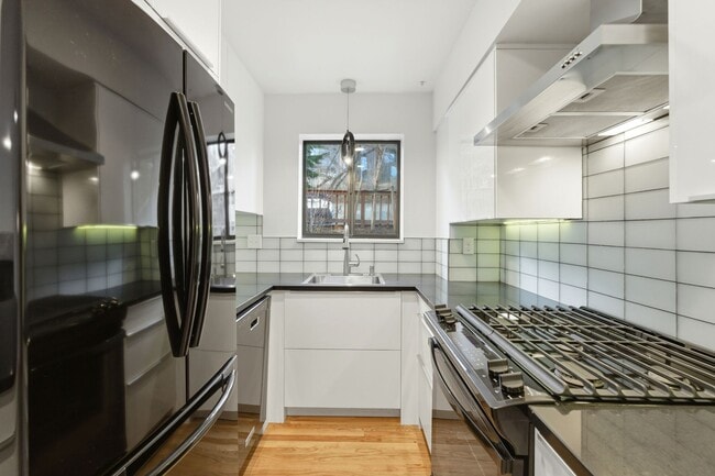 Photo - Beautiful 5-bed, 3.5 bath townhome steps from hiking trails and West Pearl St