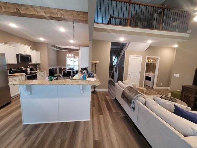 Photo - 249 Crusaw Dr