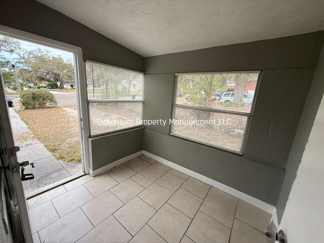 Photo - Beautifully Remodeled 2/1 St Pete- ASK ABOUT OUR SPECIAL!