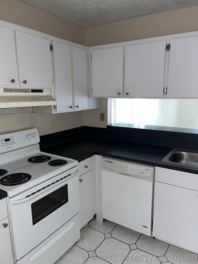 Photo - 3396 Foxcroft Rd Unit 309
