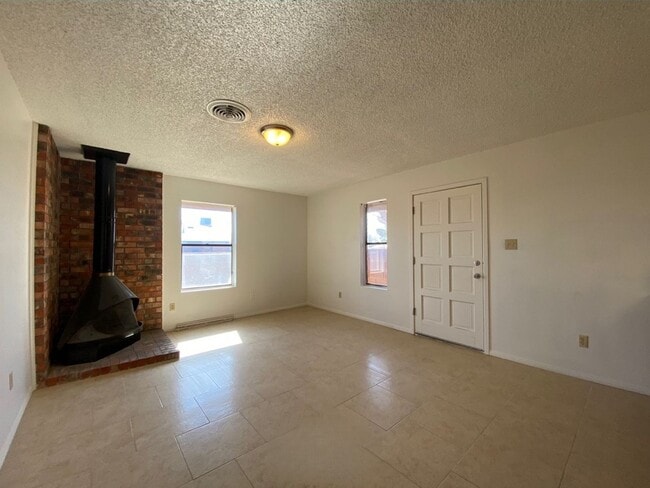 Photo - 2602 Miguel Pl Unidad Apartment A