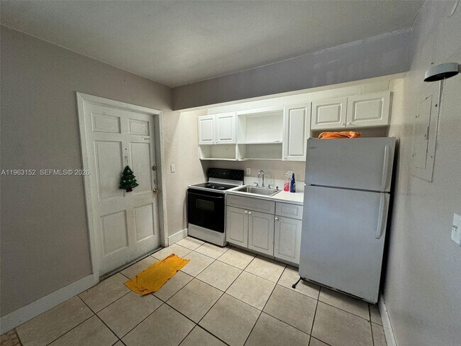 Photo - 7841 Dunham Blvd Unidad 1