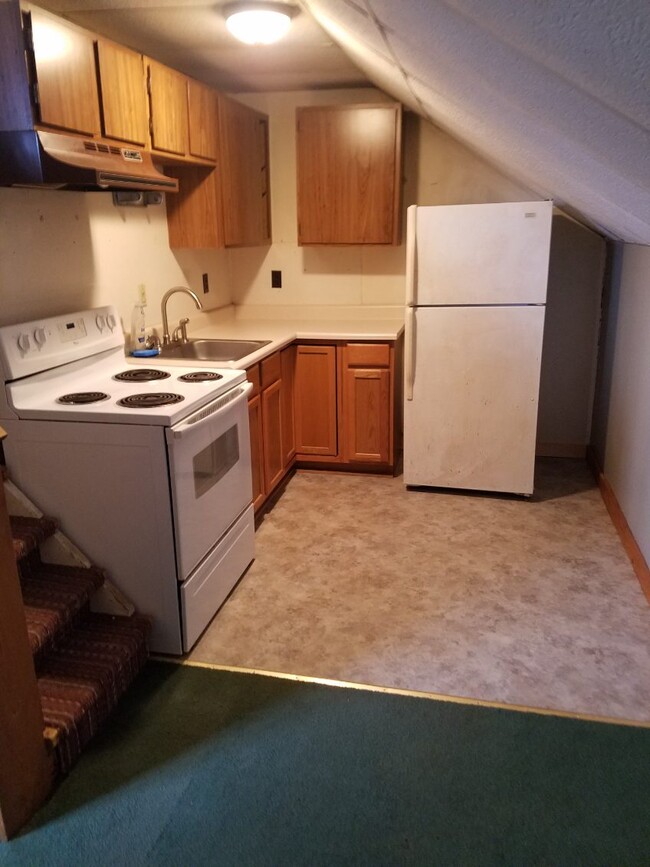 Building Photo - 8571-4 Leray St Unit #4 Rental