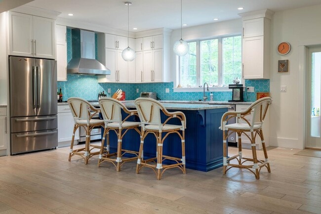 Photo - 10 McCarron Dr