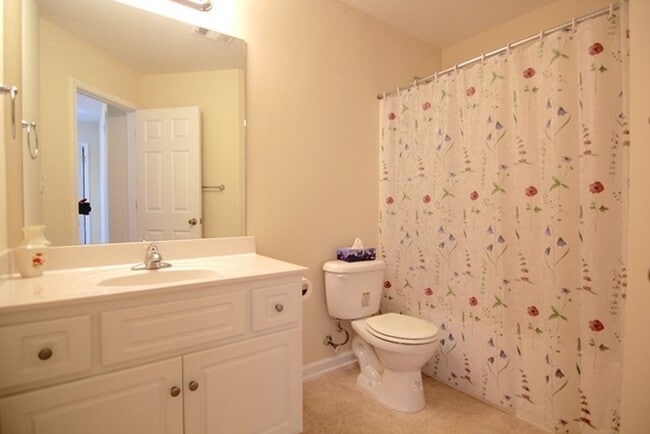 Photo - 108 Mistletoe Way Unidad 108 Mistletoe Way