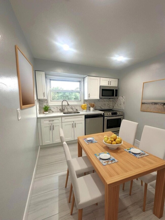 Photo - River View Apartments