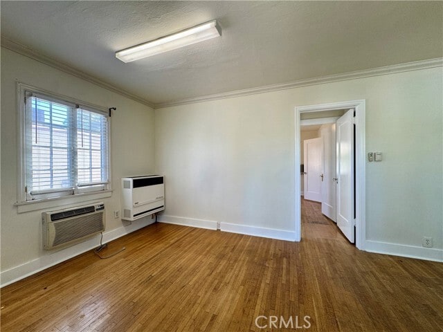 Photo - 1714 Gillette Crescent Unit B