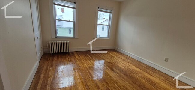 Photo - Great value! 4-bed, 1-bath in Brighton; No Broker Fee!