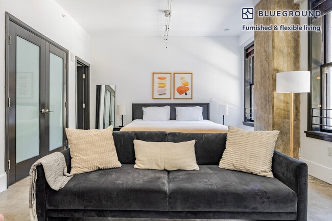 Photo - 810 S Spring St Apartamento Unidad FL2-ID1424