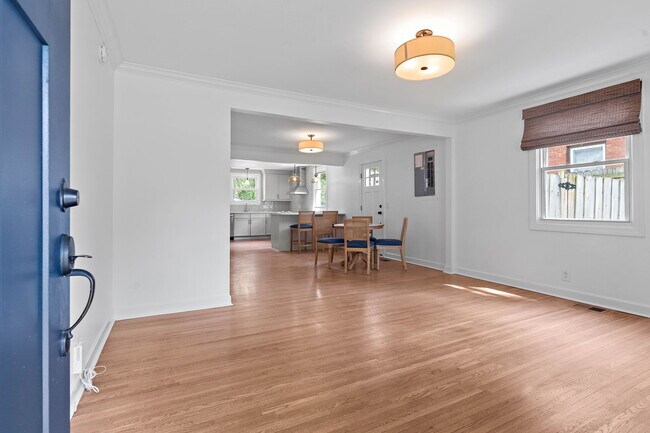 Photo - 806 Washington Ave