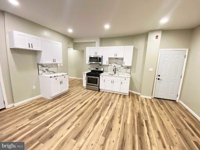 Photo - 1426 W Rockland St