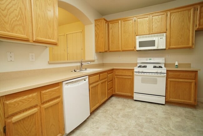 Photo - Charming 3 Bedroom Home for Rent in Crocker Ranch Roseville!