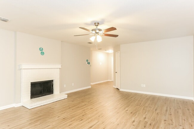 Photo - 8126 Stowe Springs Ln