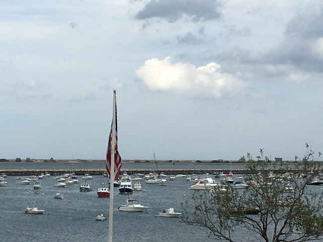 Photo - 24 Chilton St Unidad 1 W