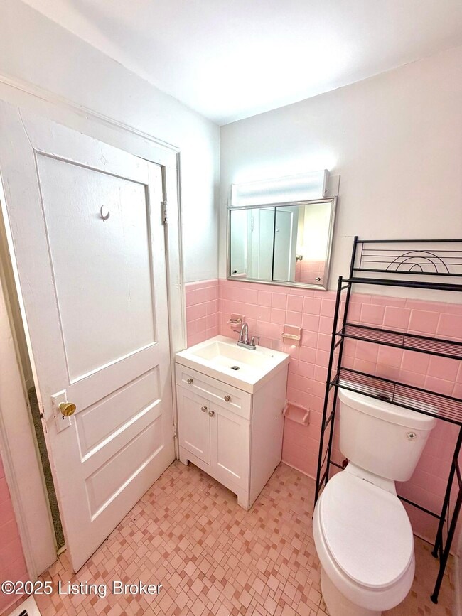 Photo - 3317 Dumesnil St