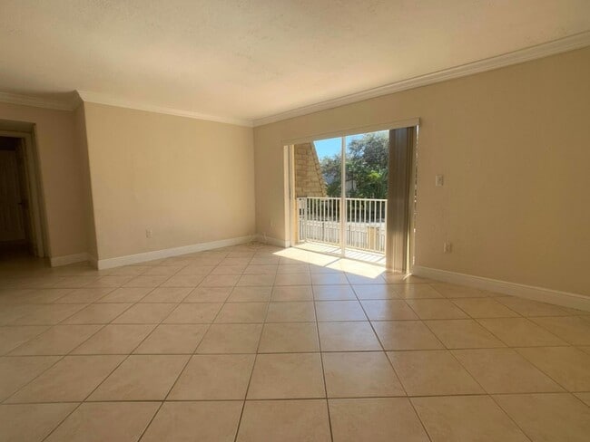 Photo - 8601 SW 94th St Unit 201W