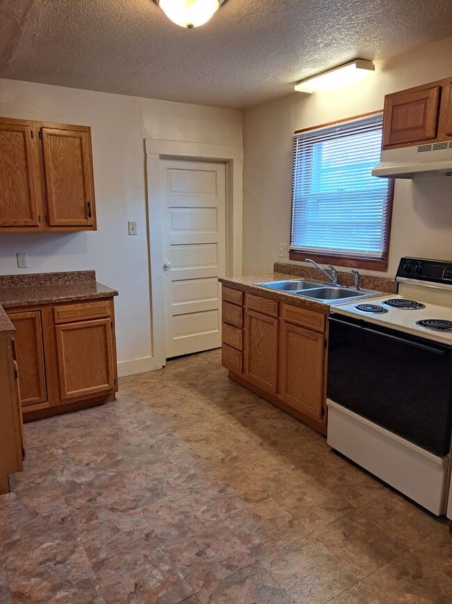Photo - 3 BR House Near North Side High School