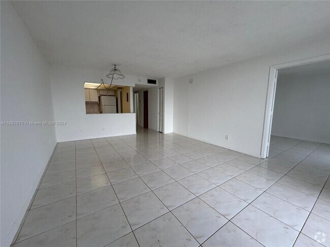 Building Photo - 1 bedroom in North Miami FL 33181 Rental