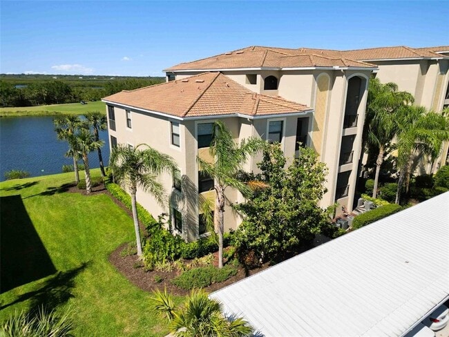 7015 River Hammock Dr Unit 201