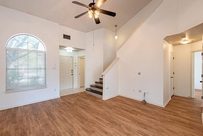 Photo - 13505 Dulles Ave